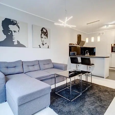 Livin Centrum 3*